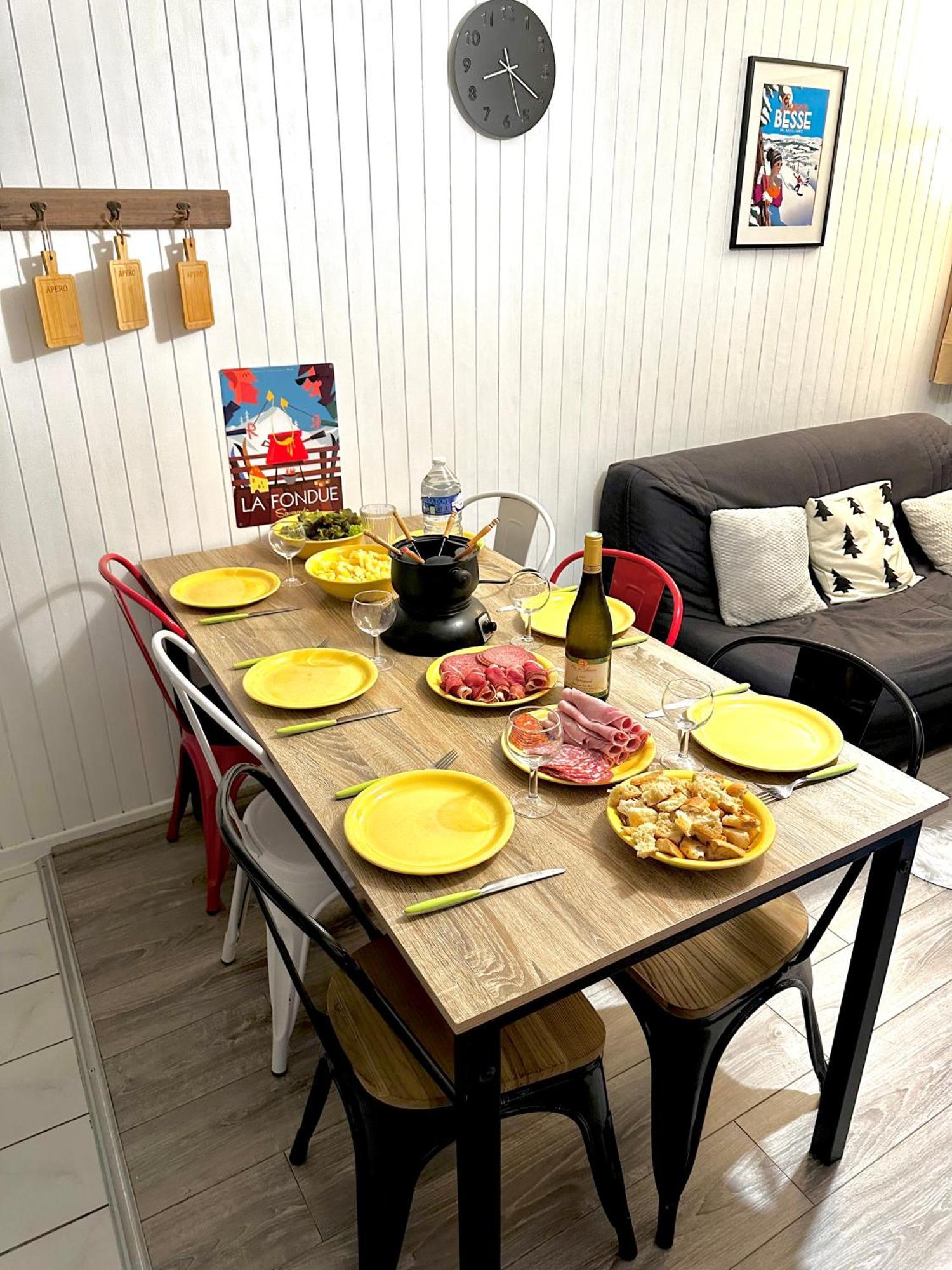 Appartement Cosy Centre Station De Super Besse Pour 2 A 6 Personnes Luaran gambar